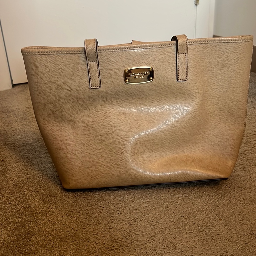 Michael Korea tan purse
